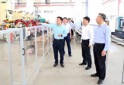 珠海城市職業(yè)技術(shù)學(xué)院到煙臺(tái)職業(yè)學(xué)院調(diào)研交流